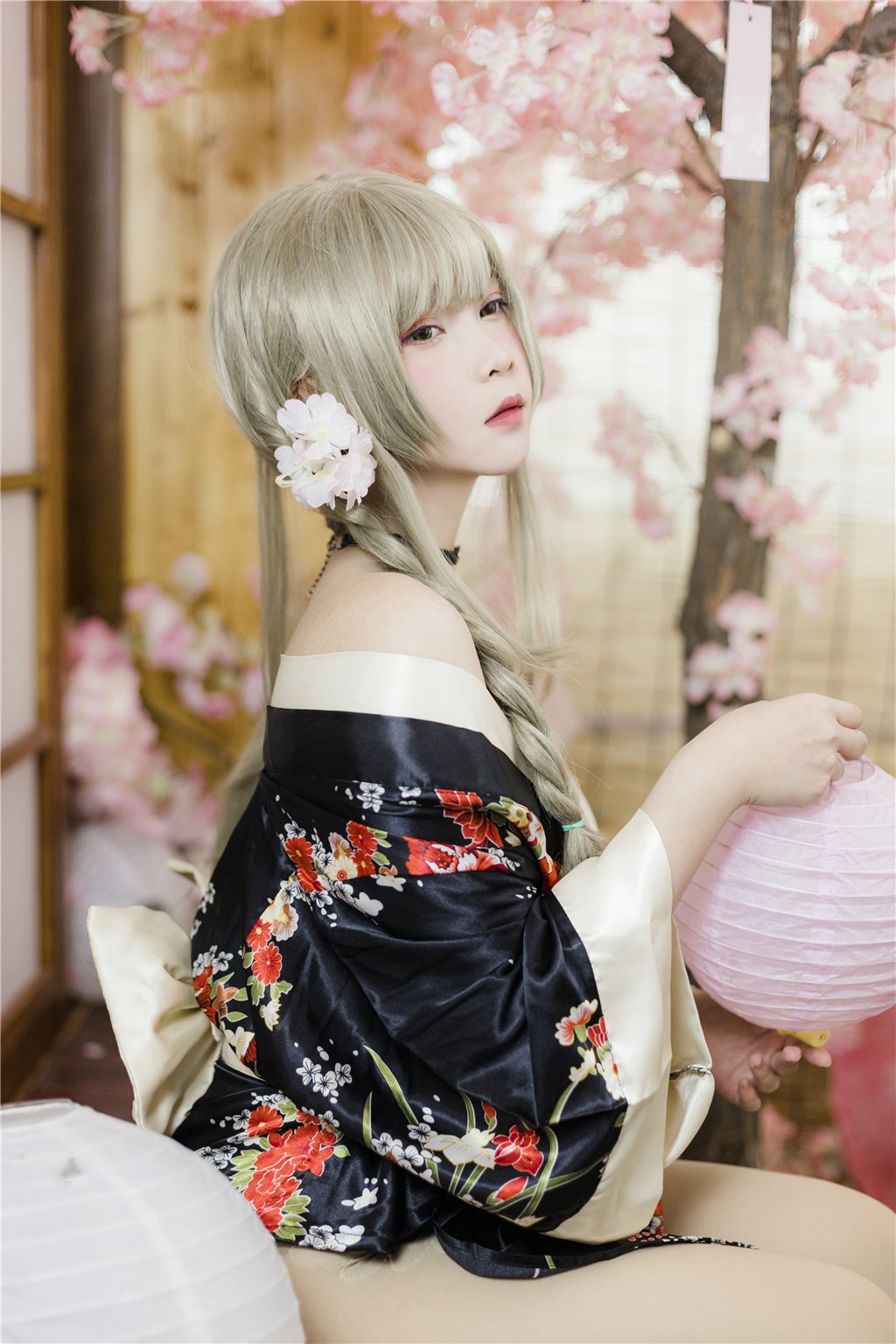 禁欲狂欢录:当红明星私下狂欢夜会,黑料内幕全面追踪,明星禁欲吗